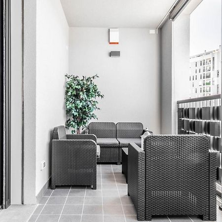 Harmony House - Rho Fiera 6Min - Free Parking - Terrace Apartment Milan Exterior photo